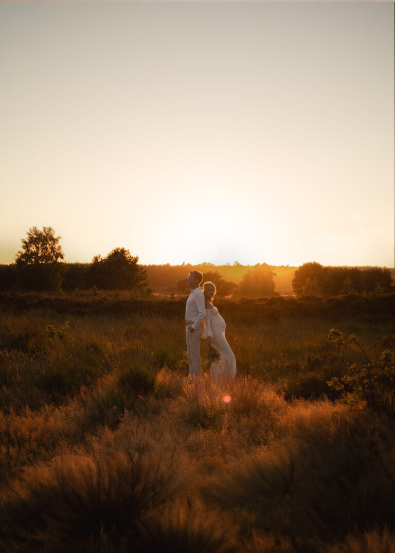 elopement-shoot-veluwe-heide-wandeling7